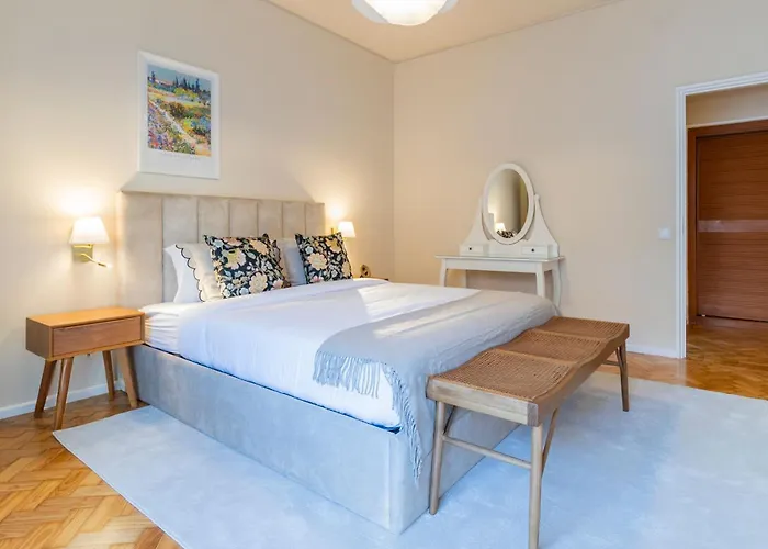 3br Joyous Wonder By Lovelystay Apartman Porto