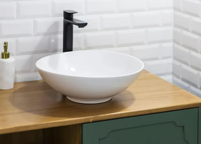 3br Joyous Wonder By Lovelystay Apartman