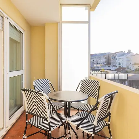 3br Joyous Wonder By Lovelystay * Porto