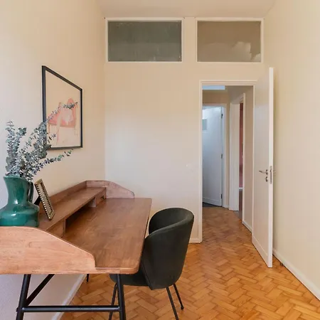 Apartment 3br Joyous Wonder By Lovelystay Porto