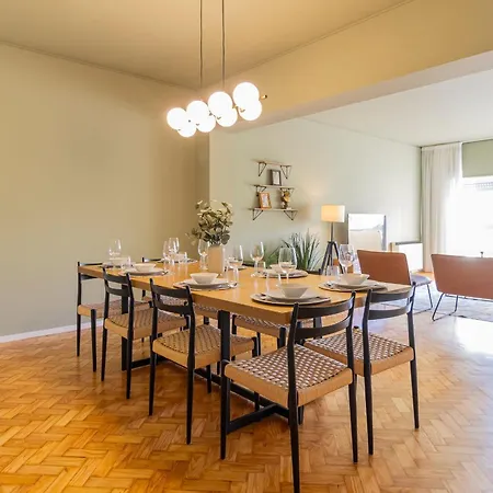 3br Joyous Wonder By Lovelystay Appartement Oporto