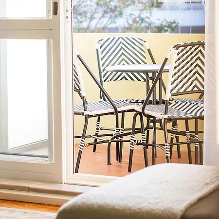 3br Joyous Wonder By Lovelystay * Oporto