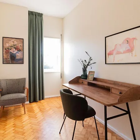 Apartment 3br Joyous Wonder By Lovelystay Porto