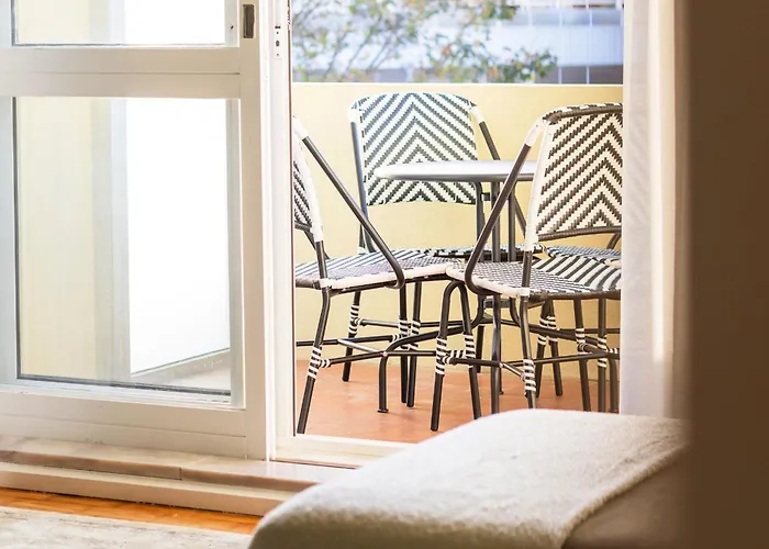 3br Joyous Wonder By Lovelystay * Porto