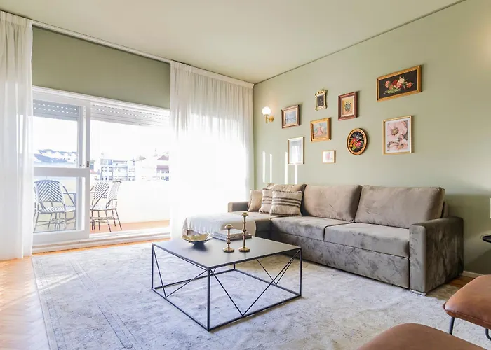 3br Joyous Wonder By Lovelystay *