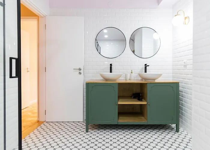 3br Joyous Wonder By Lovelystay * Oporto